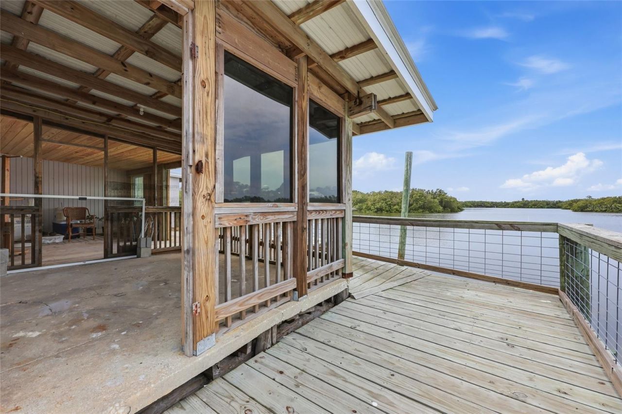 505 3rd Street , Cedar Key, FL 32625 Photo