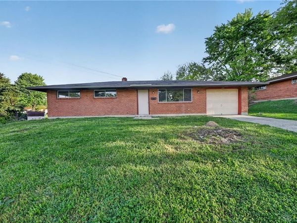 6051 Longford Road, Huber Heights, OH 45424