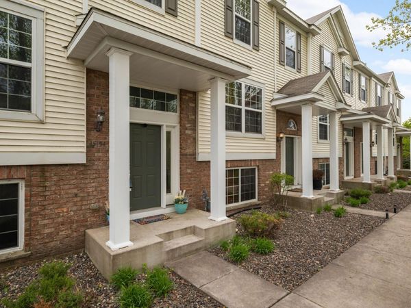 15194 Farnham Avenue N, Hugo, MN 55038