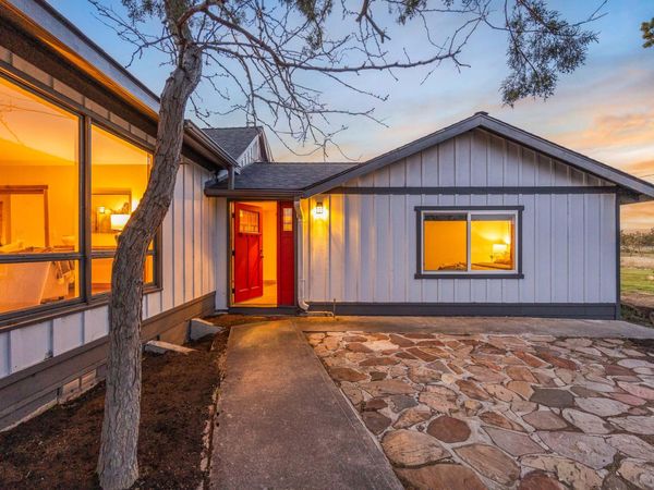 63130 Stenkamp Road, Bend, OR 97701