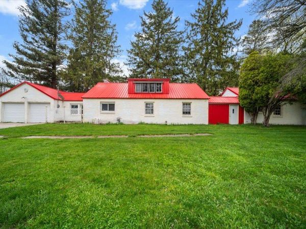 5599 Howard City Edmore Road, Vestaburg, MI 48891