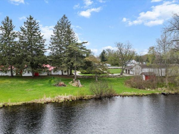 5599 Howard City Edmore Road, Vestaburg, MI 48891