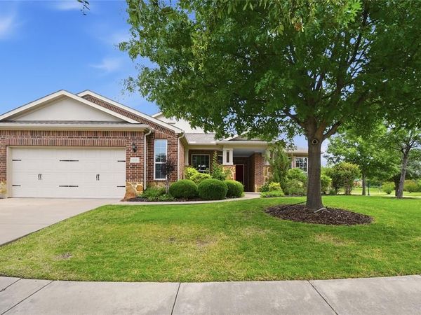 1728 Hacienda Heights Lane , Frisco, TX 75036