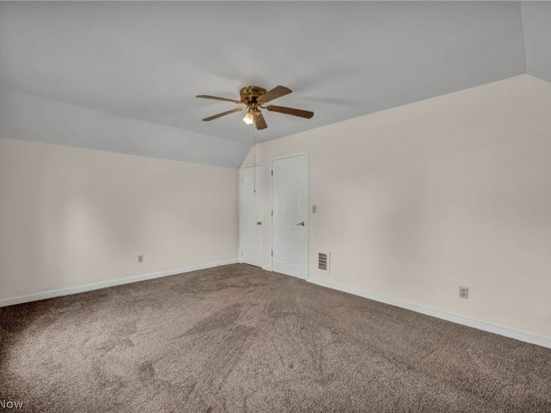 1023 W Washington Avenue, Lorain, OH 44052 Photo 22