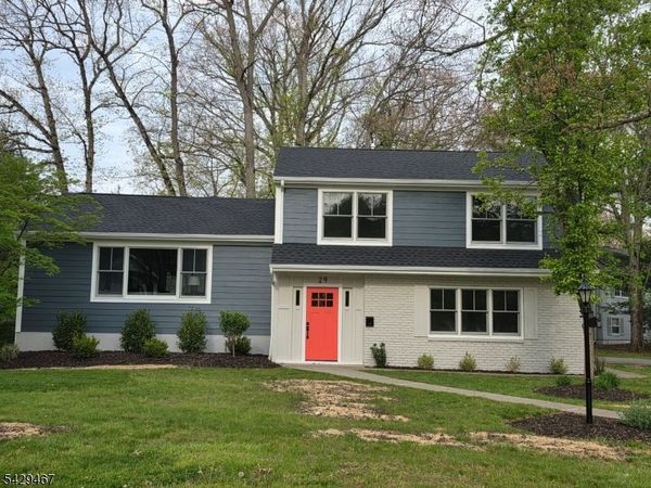 29 Heron Rd, Livingston, NJ 07039