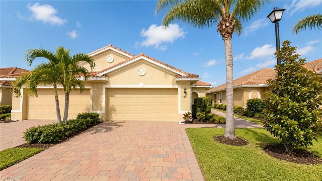 4391 Dutchess Park Rd, Fort Myers, FL 33916 Photo