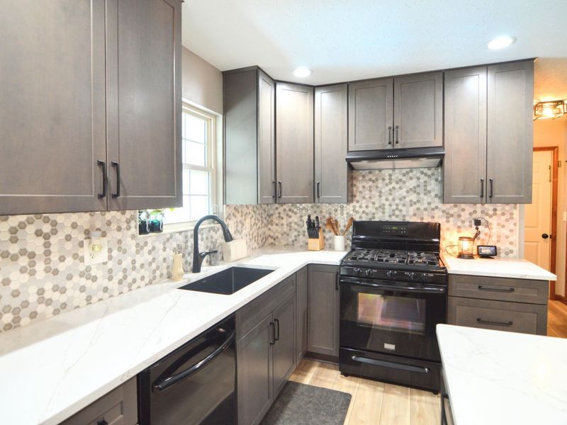 10053 Haven Hill Drive, Florence, KY 41042 Photo 18