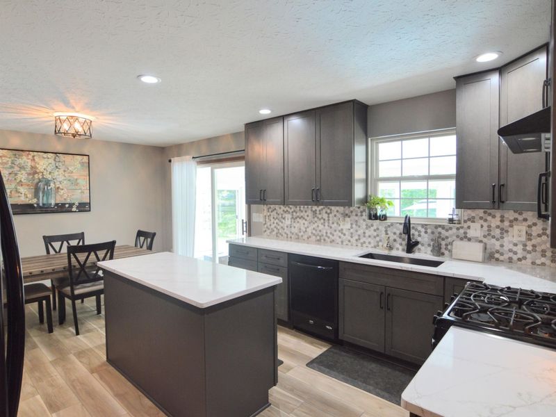 10053 Haven Hill Drive, Florence, KY 41042 Photo 19