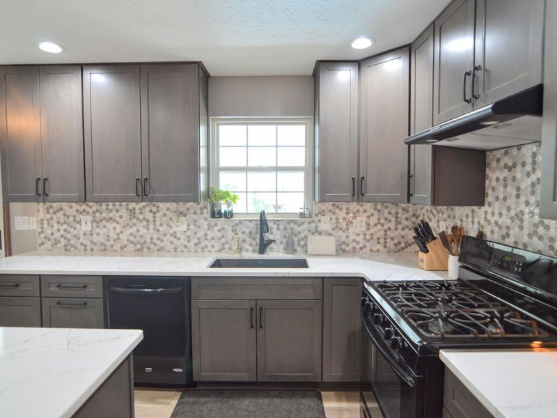 10053 Haven Hill Drive, Florence, KY 41042 Photo 22