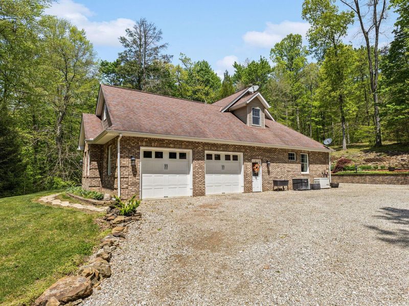 17330 Keister Road, Laurelville, OH 43135 Photo 4