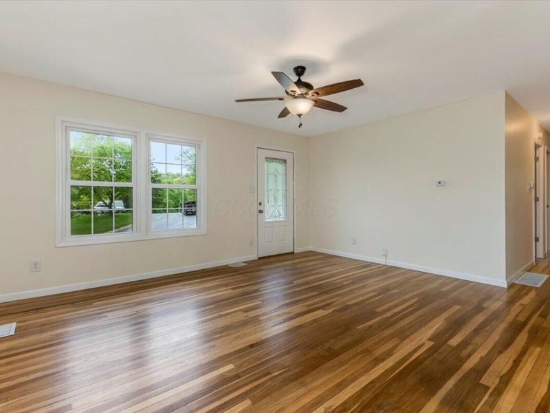 246 Seneca Drive , Lancaster, OH 43130 Photo 8