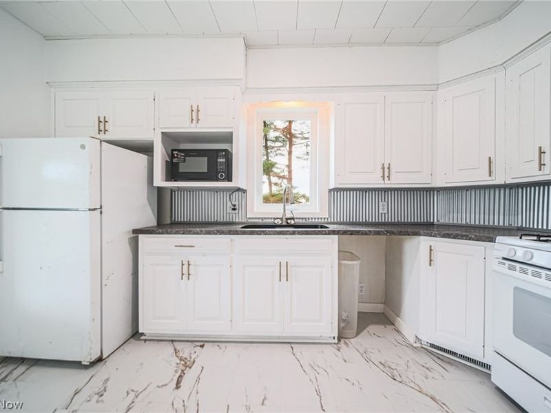 7437 E Lincoln Way, Apple Creek, OH 44606 Photo 12