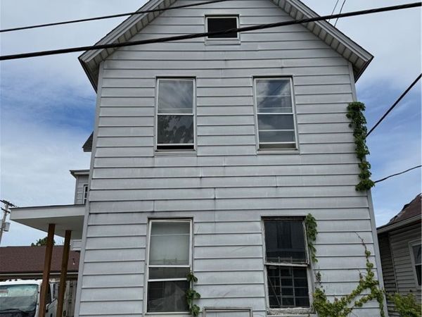 1517 E 33rd Street , Cleveland, OH 44114