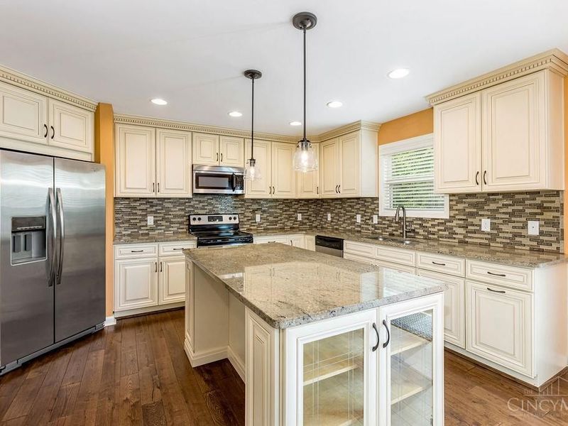 5379 RENTSCHLER ESTATES DR, Fairfield Twp, OH 45011 Photo 12
