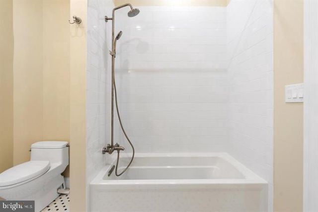 2029 Walnut Street, Unit 3F, Philadelphia, PA 19103 Main Photo