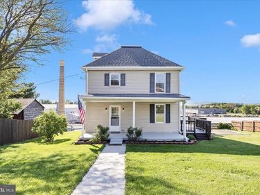 610 RINGGOLD STREET, WAYNESBORO, PA 17268