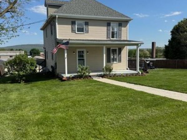 610 RINGGOLD STREET, WAYNESBORO, PA 17268