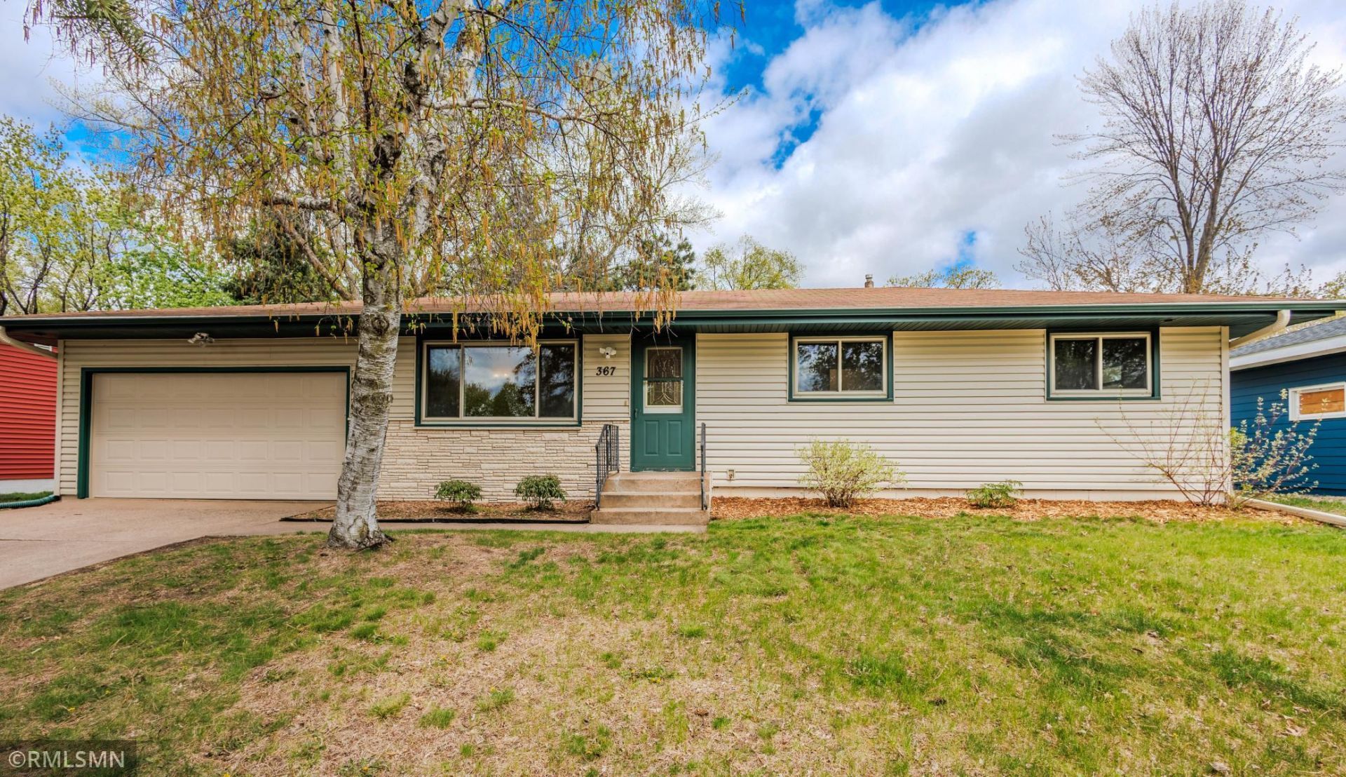 367 Manor Drive NE, Spring Lake Park, MN 55432