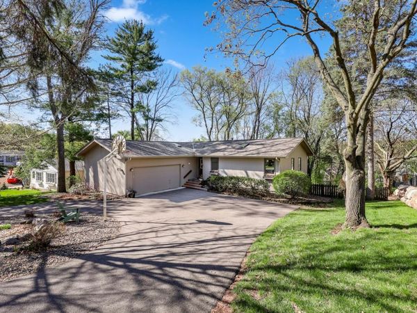 531 Indian Hill Road, Chanhassen, MN 55317
