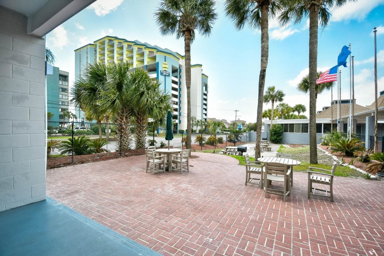 6803 N Ocean Blvd.  Photo 16