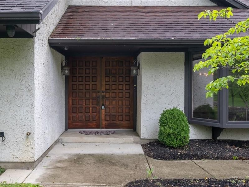 273 N Alpha Bellbrook Road, Beavercreek, OH 45434 Photo 2