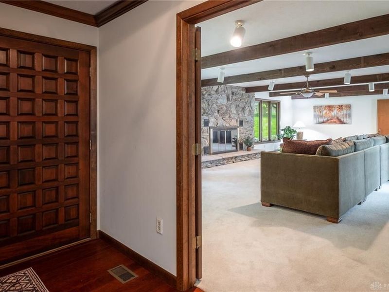 273 N Alpha Bellbrook Road, Beavercreek, OH 45434 Photo 6