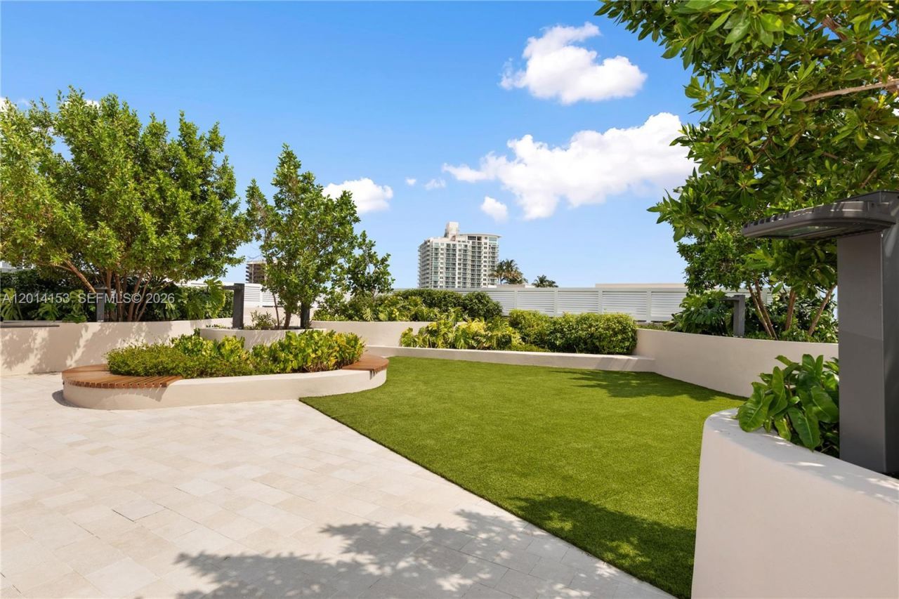 3034 Oak Ave, Unit 208, Miami, FL 33133 Photo