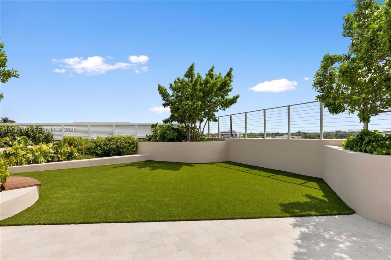 3034 Oak Ave, Unit 208, Miami, FL 33133 Photo