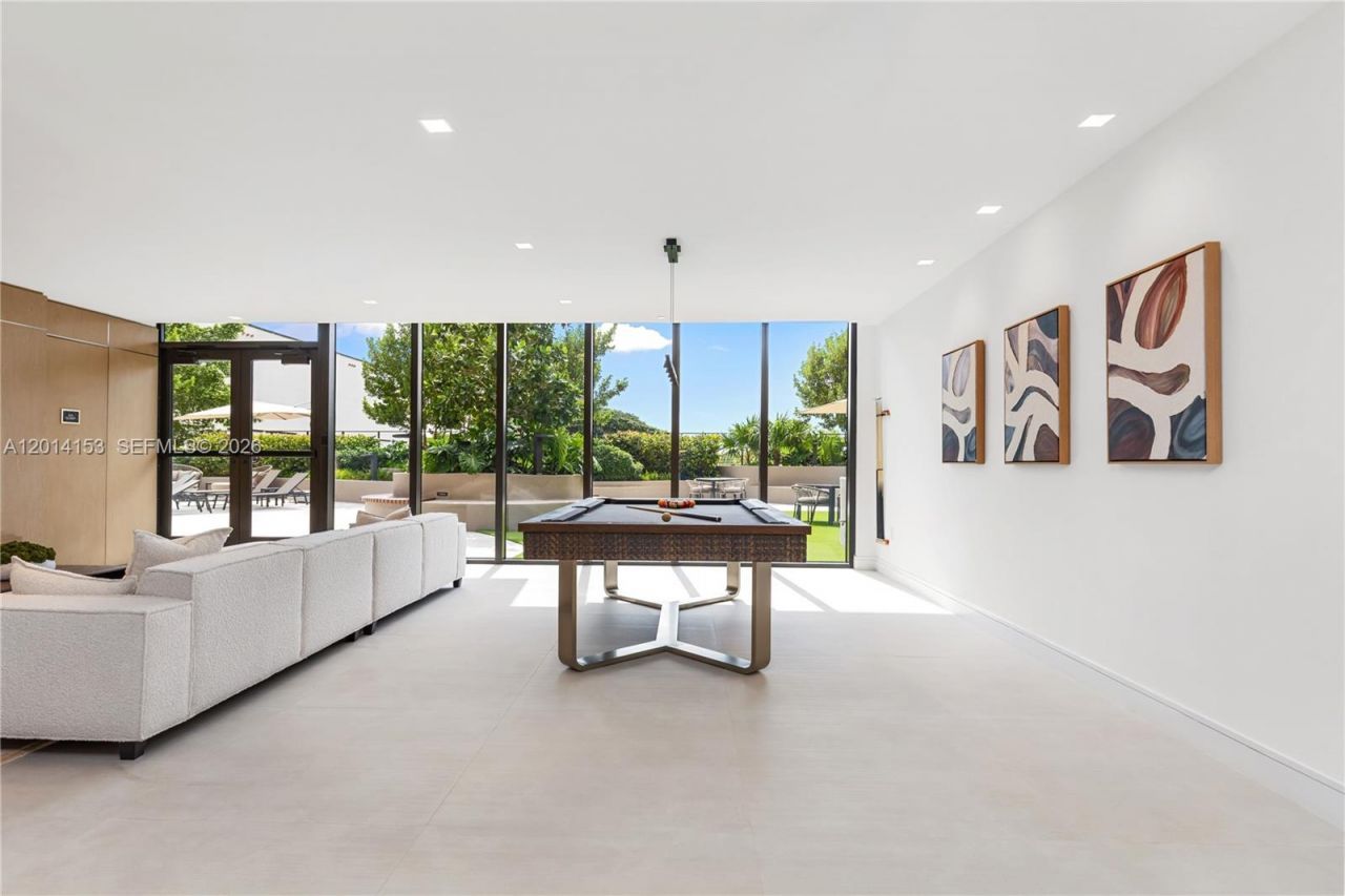 3034 Oak Ave, Unit 208, Miami, FL 33133 Photo