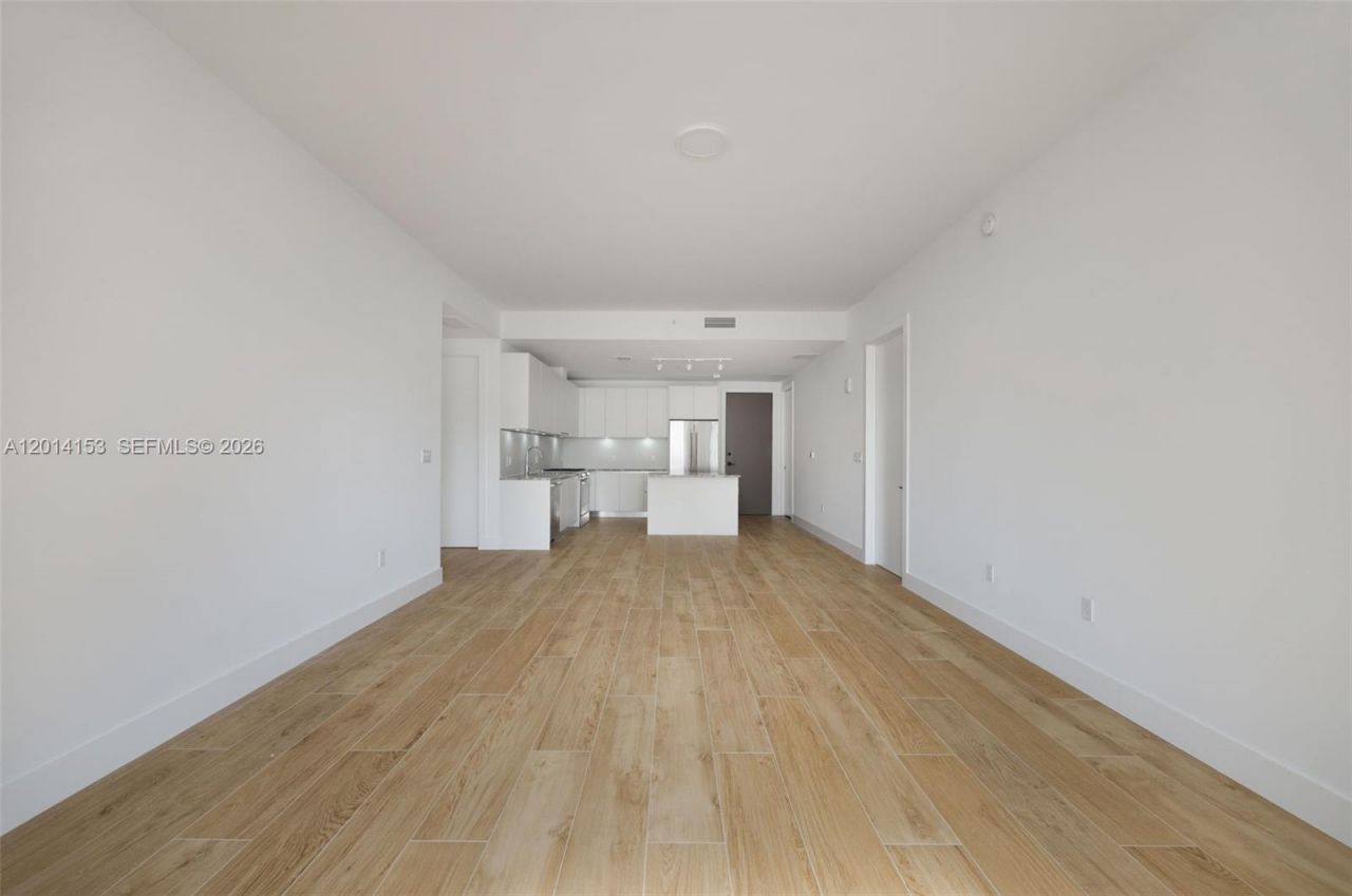 3034 Oak Ave, Unit 208, Miami, FL 33133 Photo