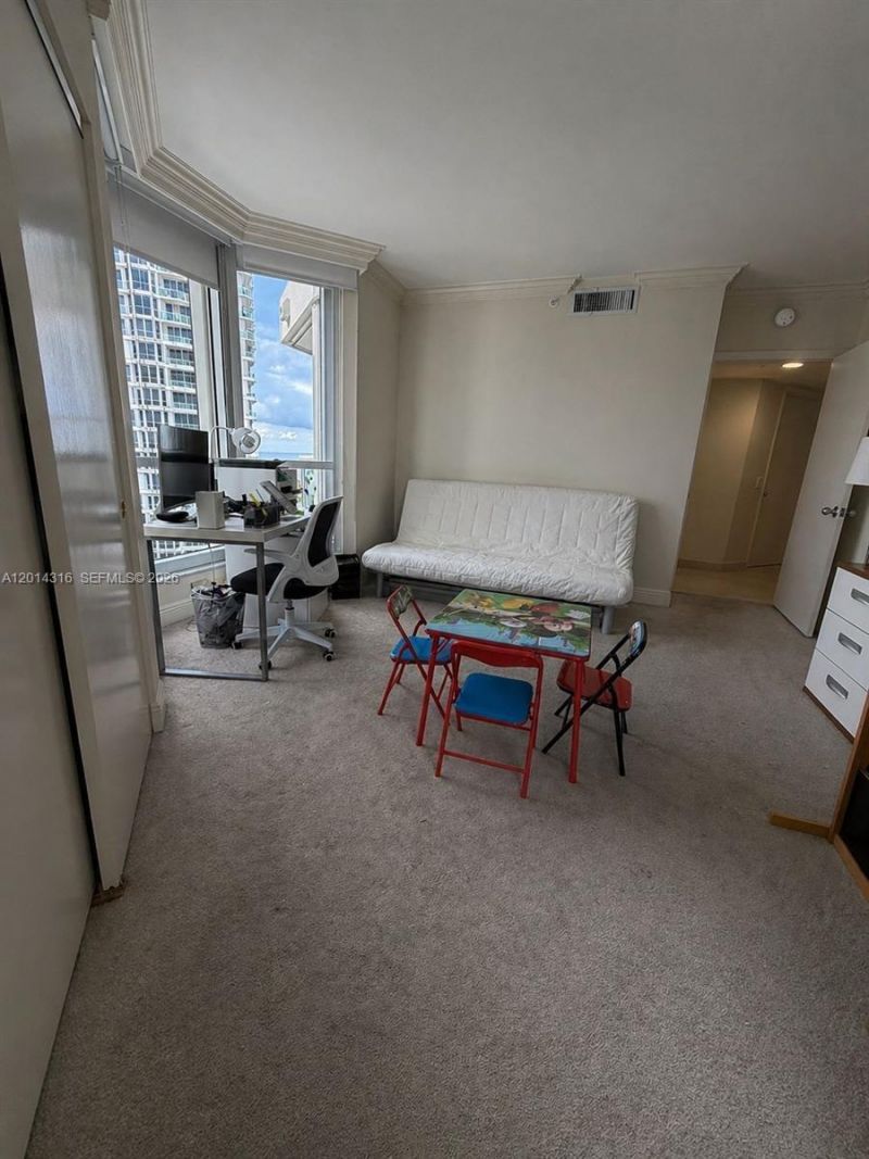 21055 Yacht Club Dr , Unit 2403, Aventura, FL 33180 Photo