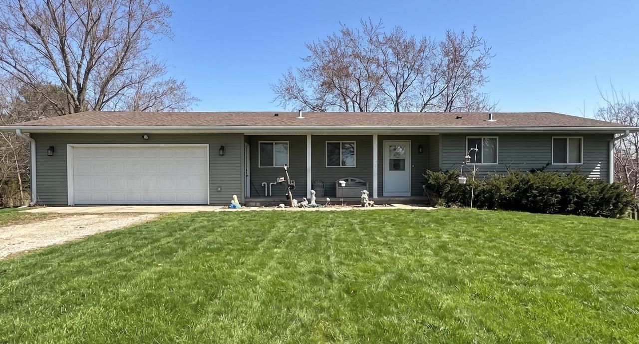 3880 Oak Park Road, Deerfield, WI 53531 Main Photo