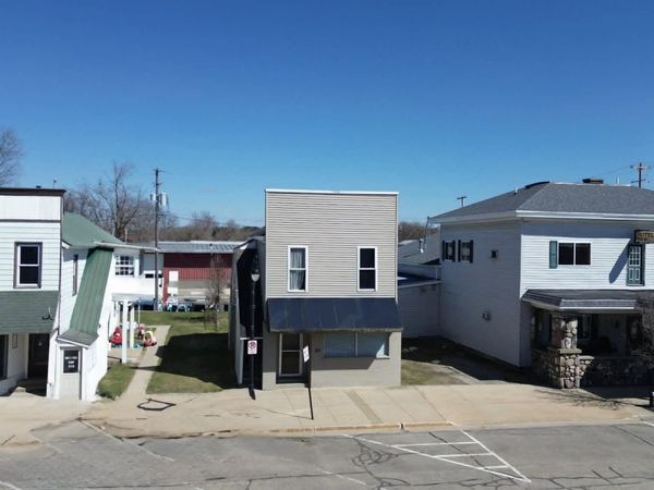 210 N Main Street, Evart, MI 49631