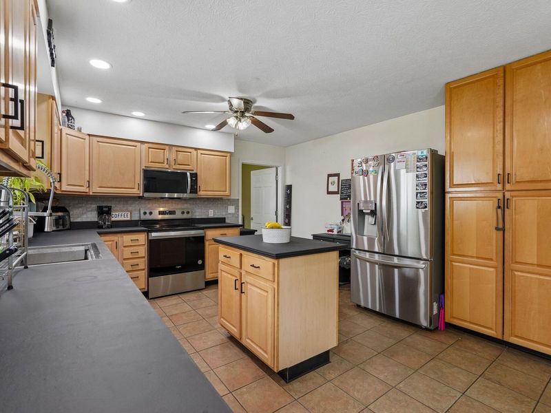 3858 Township Road 145 , Zanesfield, OH 43360 Photo 14