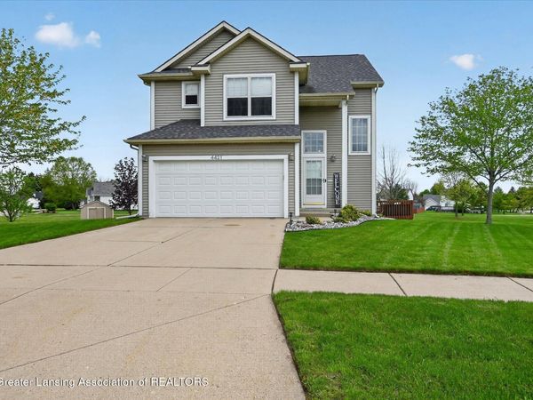 4421 Hyacinth Lane, Holt, MI 48842