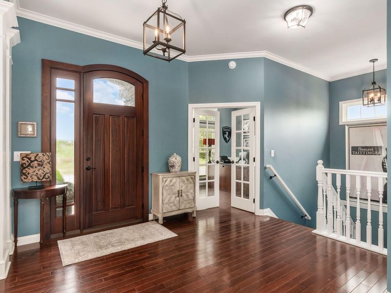 5696 Trafalgar Lane, Dublin, OH 43016 Photo 3