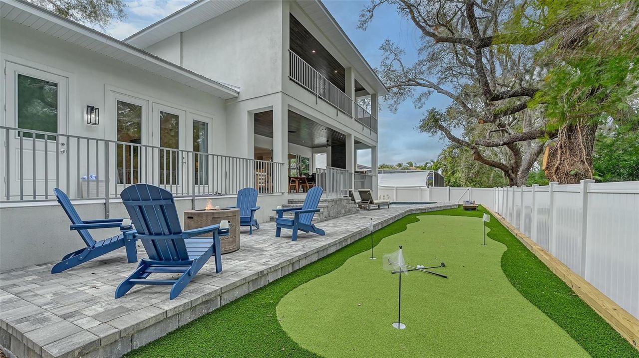 1537 Siesta Drive , Sarasota, FL 34239 Photo