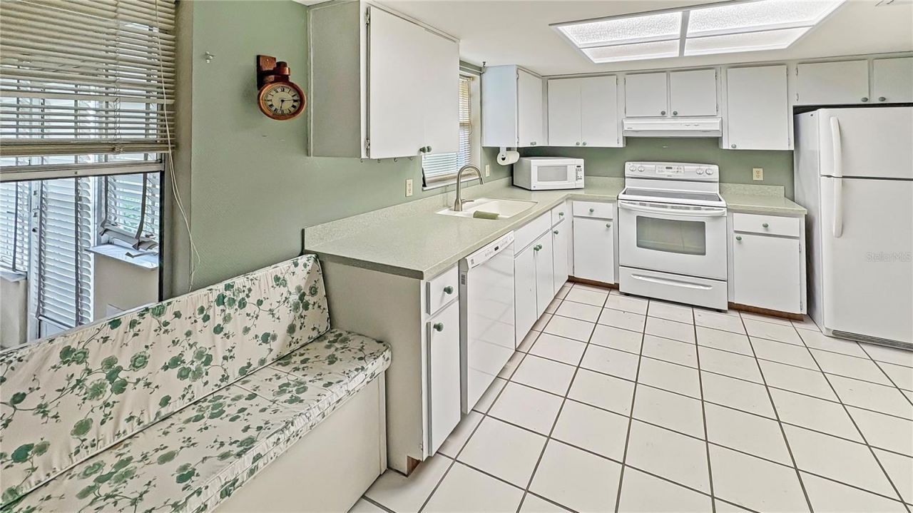 6173 Ocean Pines Lane, Spring Hill, FL 34606 Photo