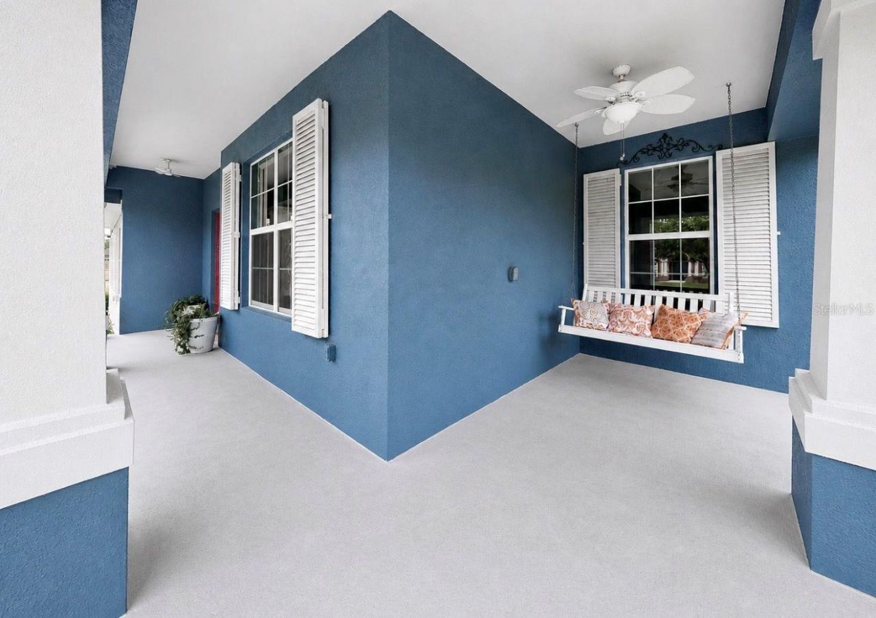 13101 Done Groven Drive, Dover, FL 33527 Photo