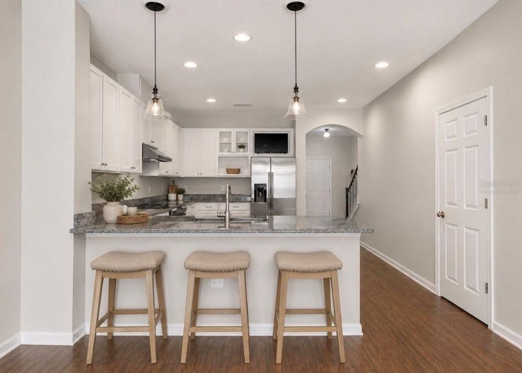 13101 Done Groven Drive, Dover, FL 33527 Photo