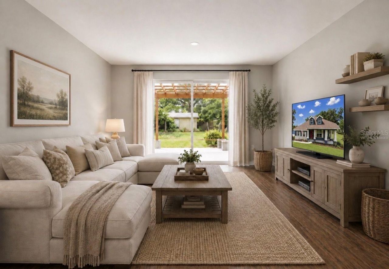 13101 Done Groven Drive, Dover, FL 33527 Photo