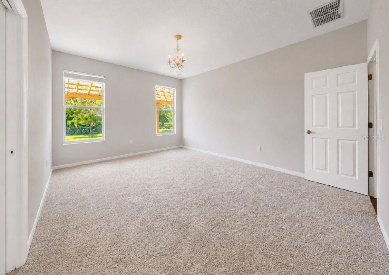 13101 Done Groven Drive, Dover, FL 33527 Photo