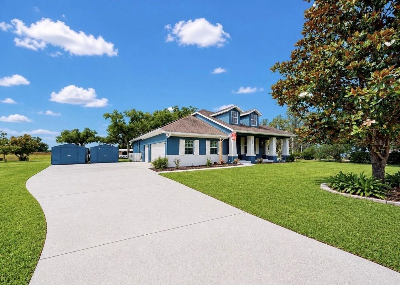 13101 Done Groven Drive, Dover, FL 33527 Photo