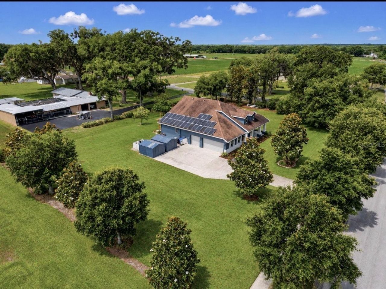 13101 Done Groven Drive, Dover, FL 33527 Photo