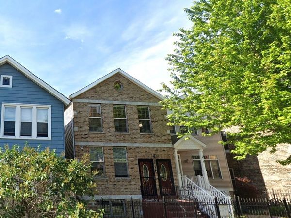 1613 W Superior Street , Unit b, Chicago, IL 60642