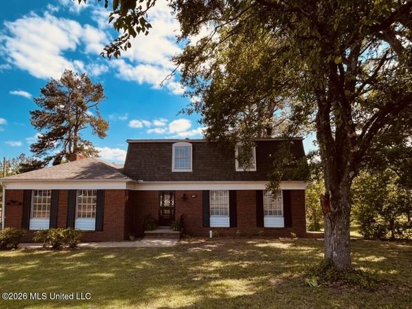 607 Market Street, Water Valley, MS 38965