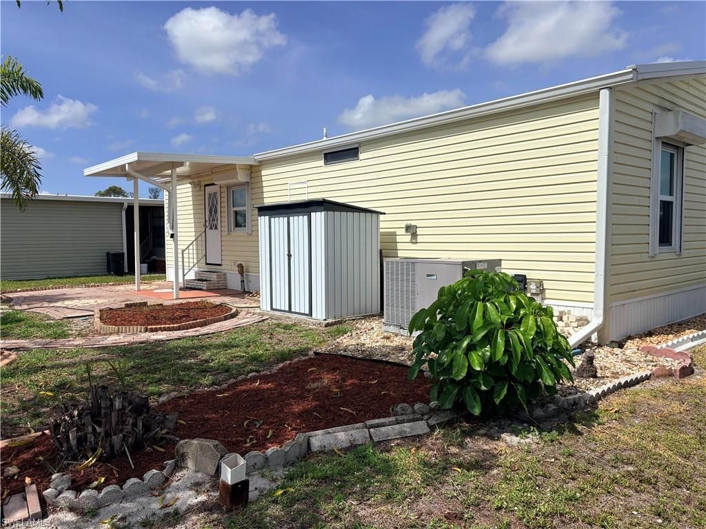 3134 Linwood Dr, North Fort Myers, FL 33917 Photo