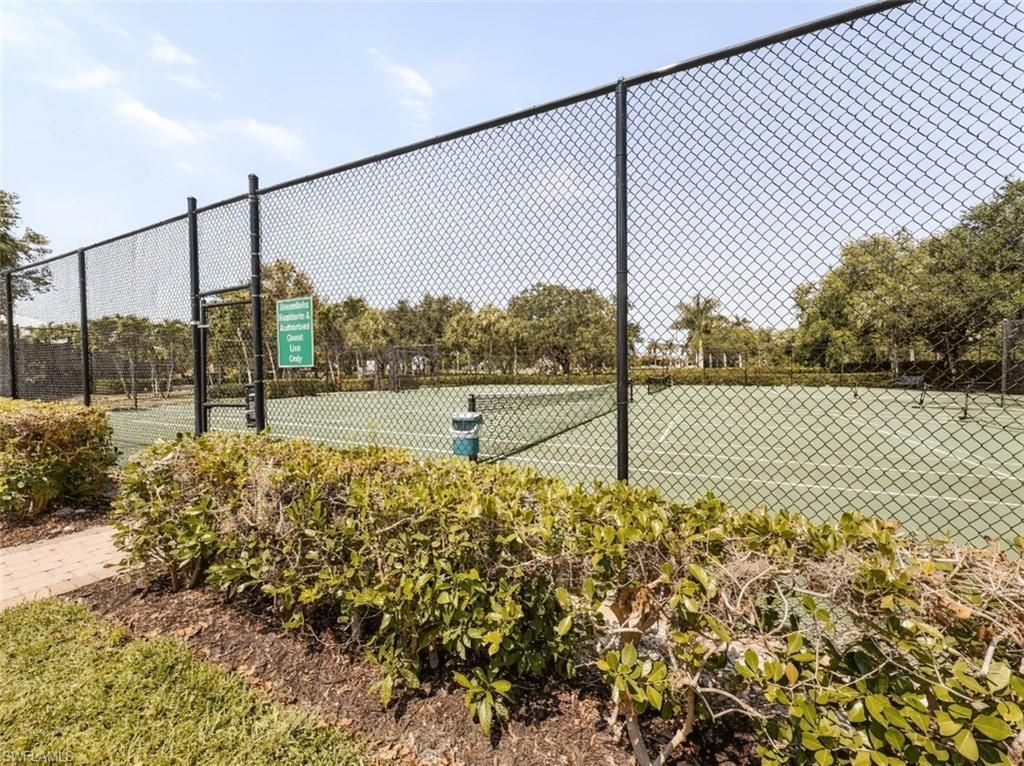 7895 Mahogany Run Ln, Unit 1422, Naples, FL 34113 Photo