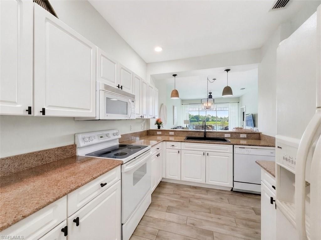 7895 Mahogany Run Ln, Unit 1422, Naples, FL 34113 Photo