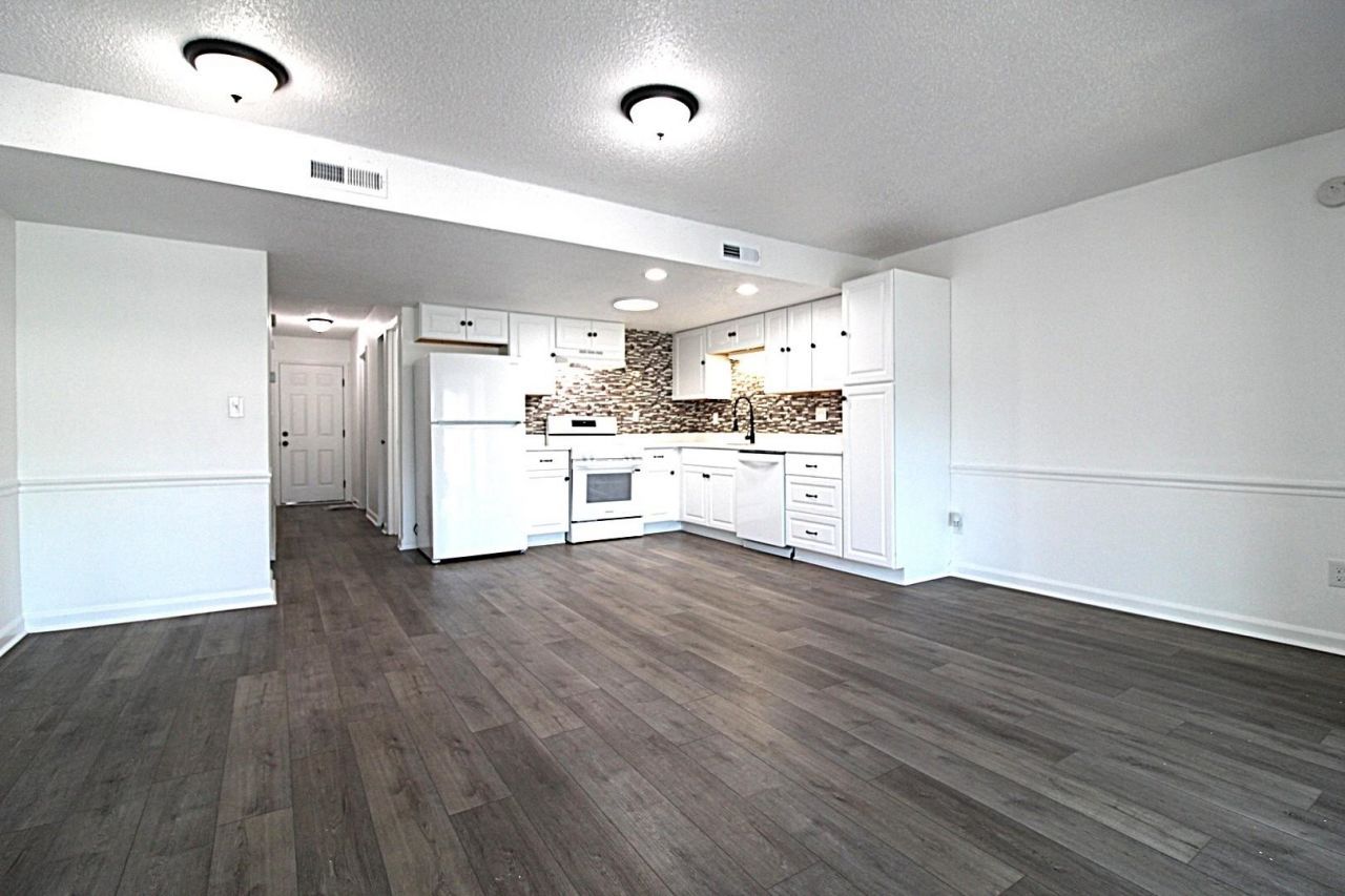 1200 Deer Creek Rd. Photo 12